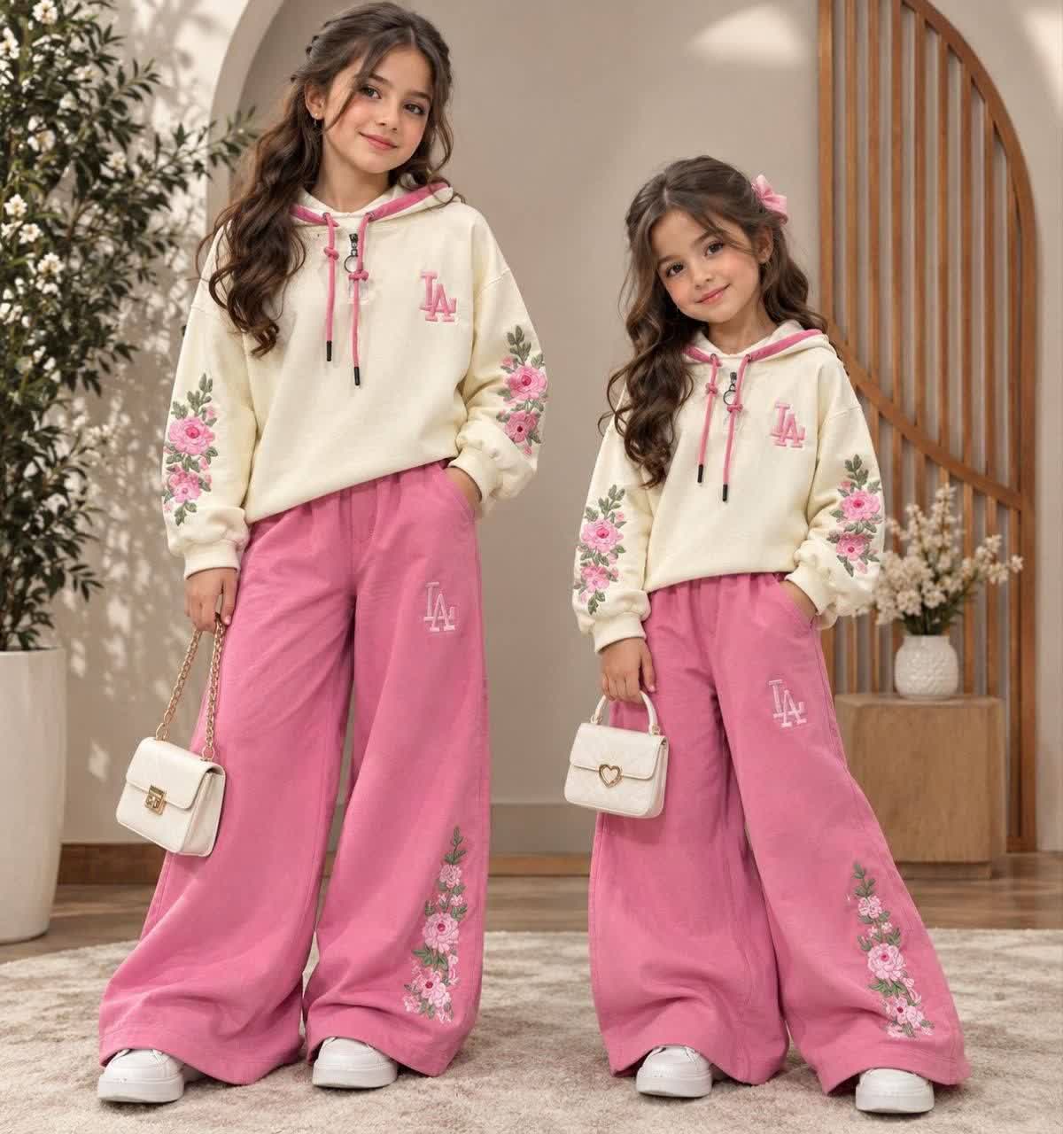 ست هودی وشلوار نیم زیپ گلدوزی